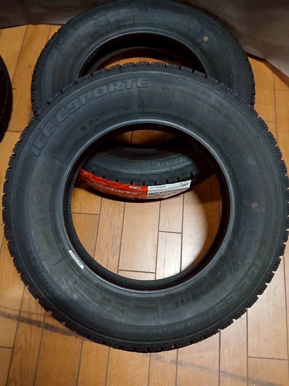 132 AUTOBACS 155/65R13 8.5分目 スタッドレス ｵｰﾄﾊﾞｯｸｽ ｽﾀｯﾄﾞﾚｽﾀｲﾔ ｱｲｽｴｽﾎﾟﾙﾃ 145/80R13 2022年製 4本ｾｯﾄ ☆オク002