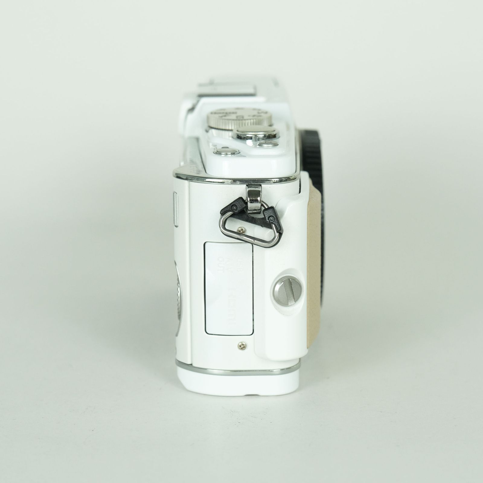 美品 | シャッター数2,500回] OLYMPUS PEN E-P3 ボディ ホワイト