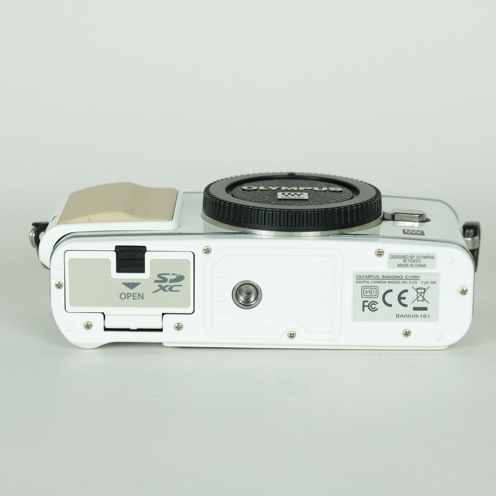 美品 | シャッター数2,500回] OLYMPUS PEN E-P3 ボディ ホワイト