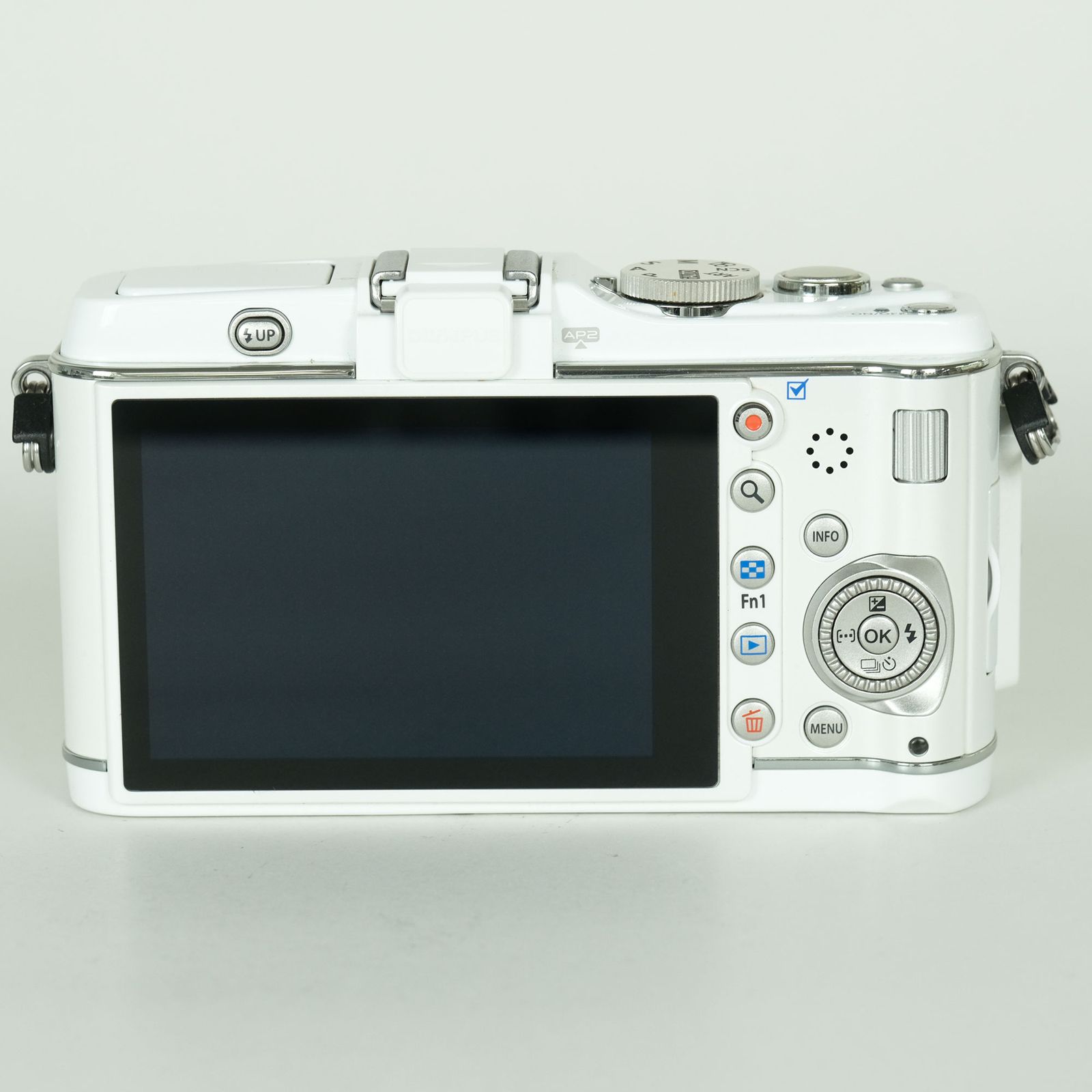 美品 | シャッター数2,500回] OLYMPUS PEN E-P3 ボディ ホワイト