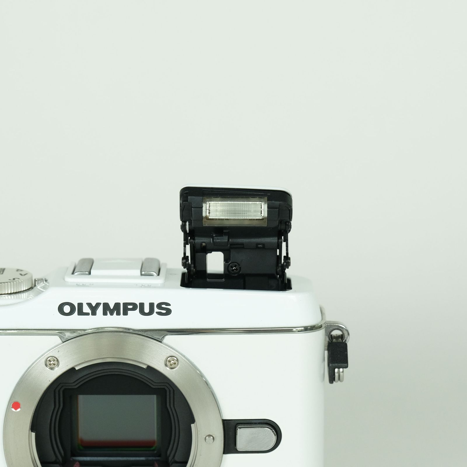 美品 | シャッター数2,500回] OLYMPUS PEN E-P3 ボディ ホワイト