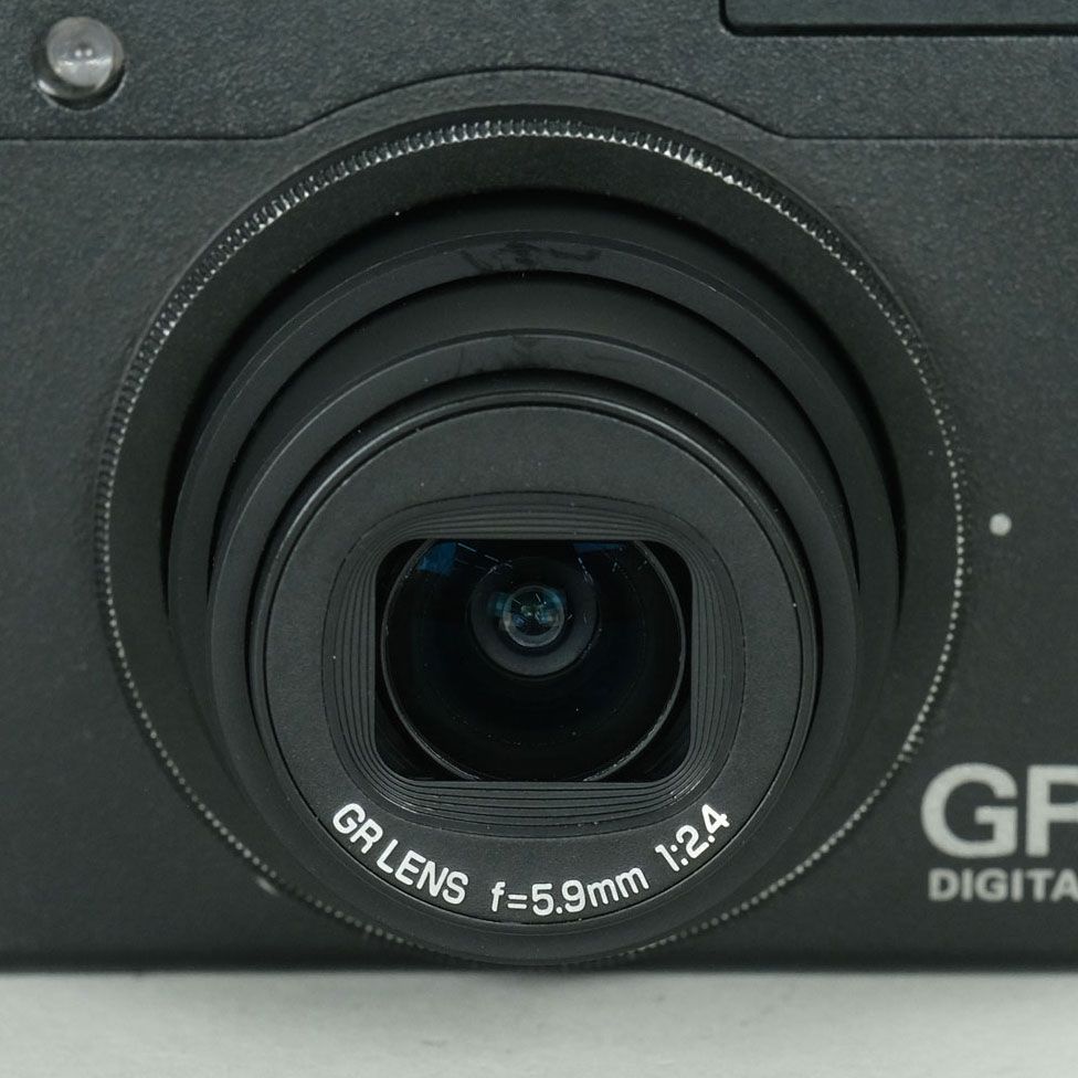 並品 | シャッター数1,630回] RICOH GR DIGITAL II | コンパクト