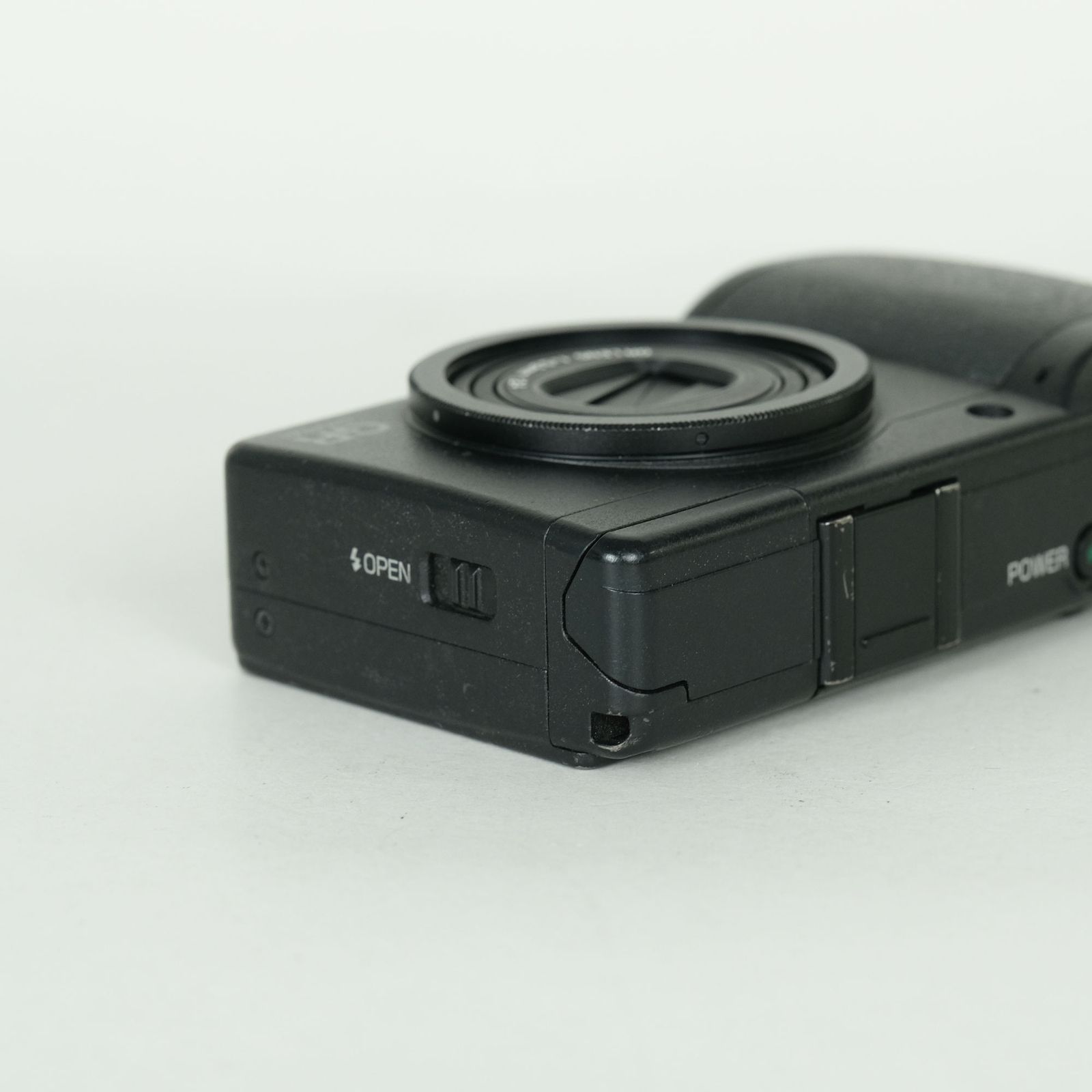 並品 | シャッター数1,630回] RICOH GR DIGITAL II | コンパクト
