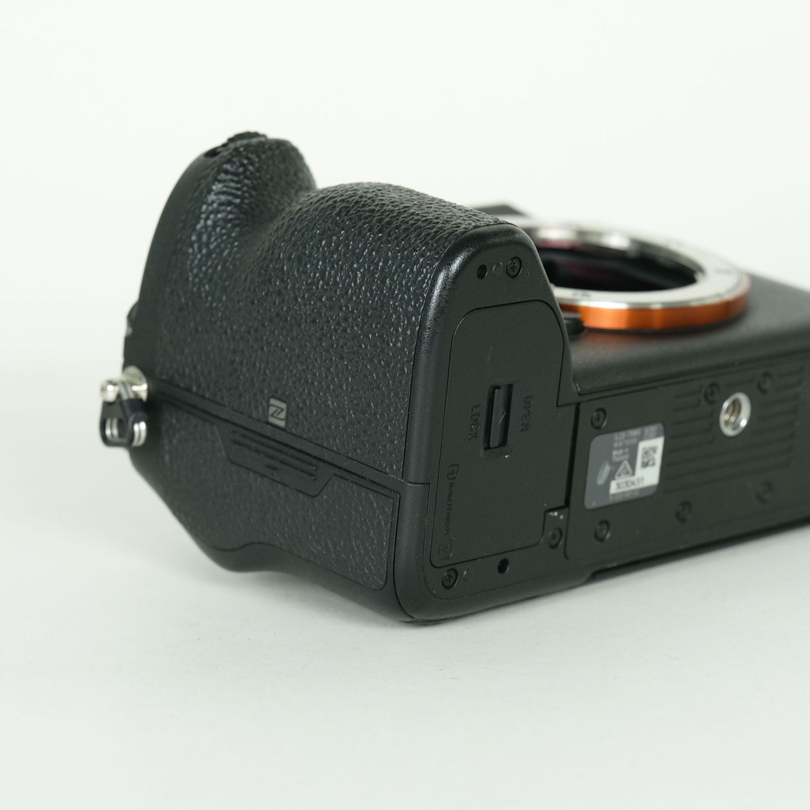良品 | シャッター数32,936回｜バッテリー2個付] SONY α7R IV（ILCE