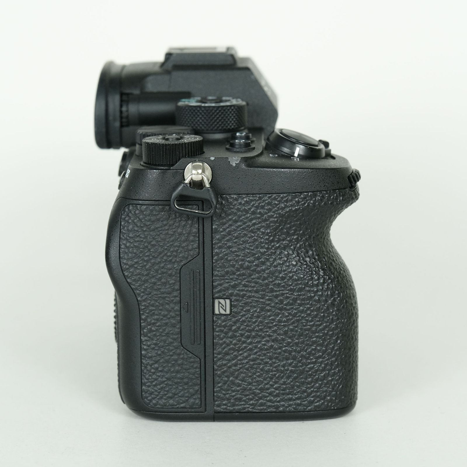 良品 | シャッター数32,936回｜バッテリー2個付] SONY α7R IV（ILCE