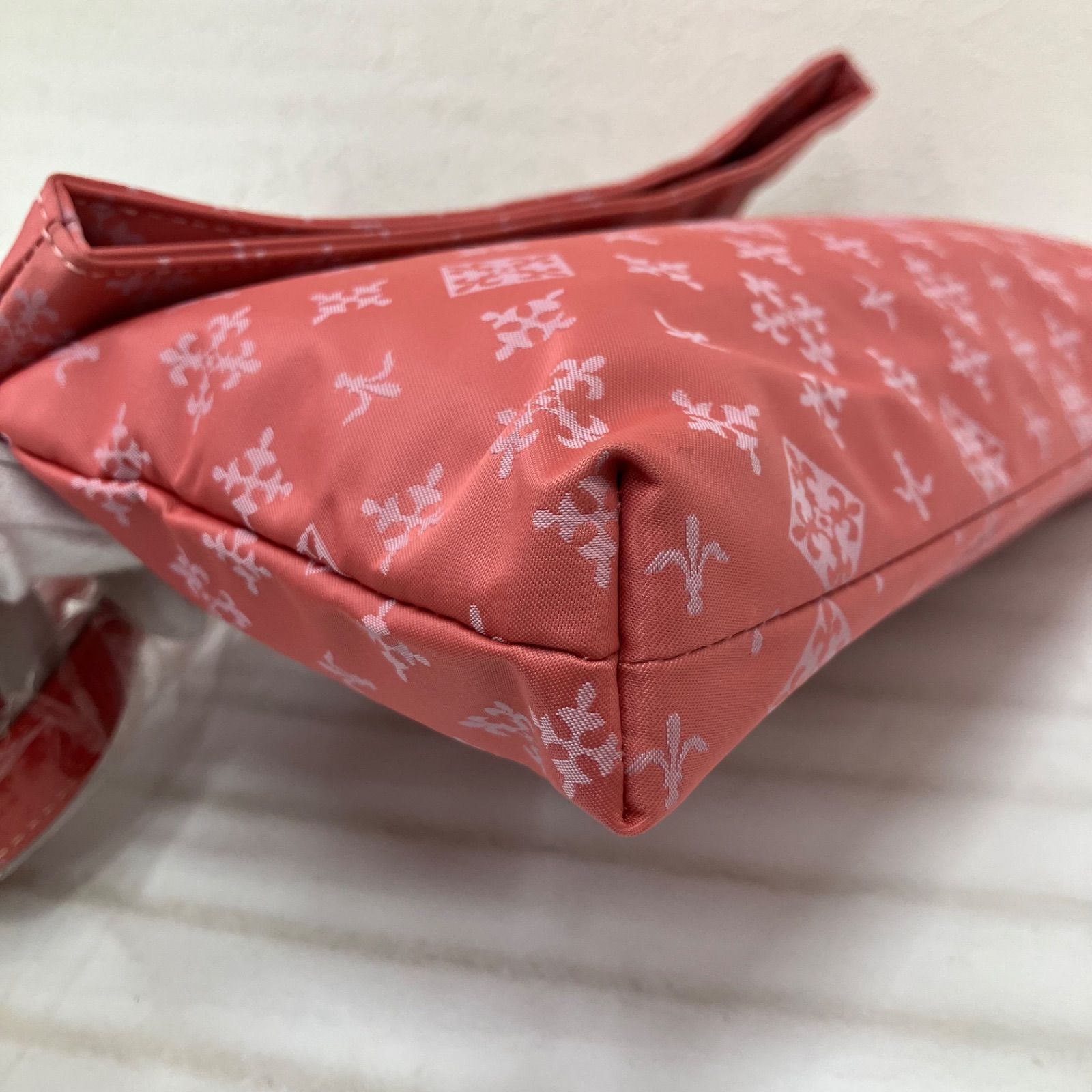 5363【美品】 russet ラシット ショルダーバッグ モノグラム 総柄 