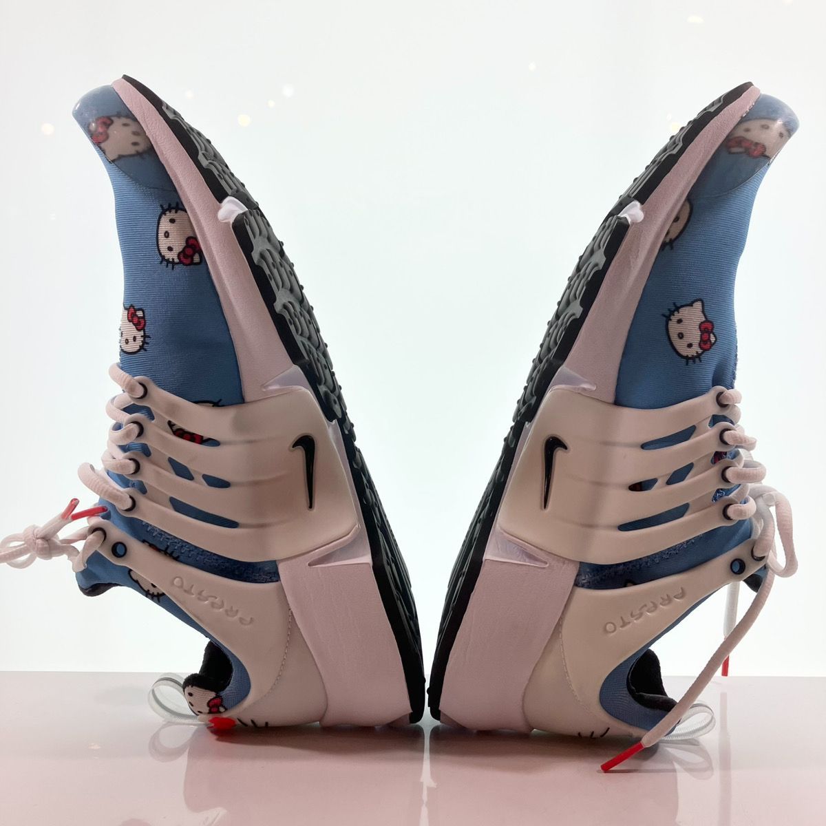 ナイキ NIKE × HELLO KITTY × ハローキティ AIR PRESTO QS エア ナイキ NIKE × HELLO KITTY × ハローキティ AIR PRESTO QS エア