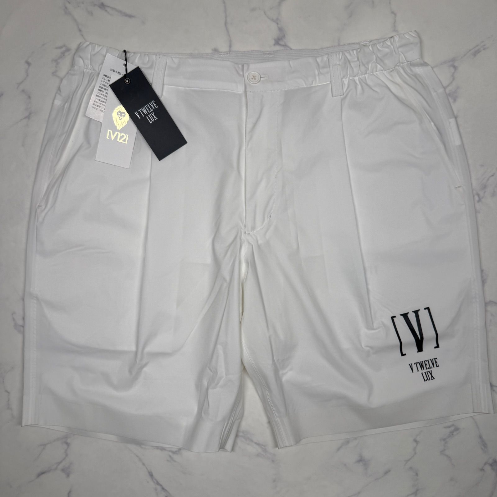 新品タグ付き V TWELVE LUX シームレスショートパンツ ホワイト - メルカリ