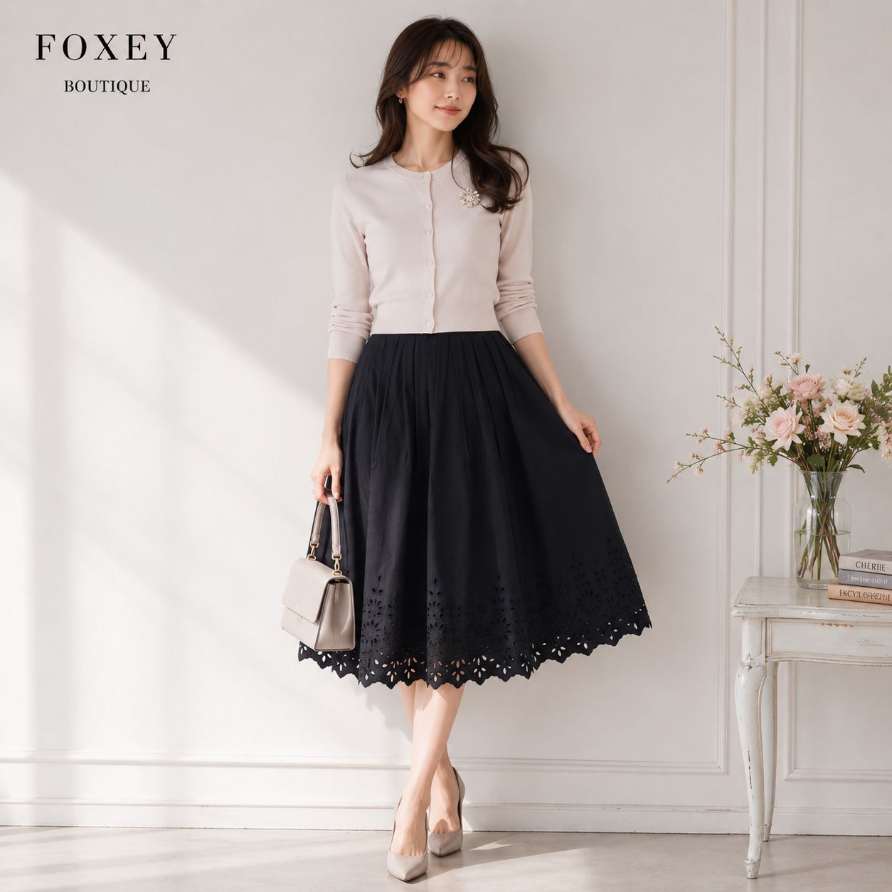 近年美品 定価20万円 FOXEY フォクシー 白襟 ドレス ワンピース Foxey 