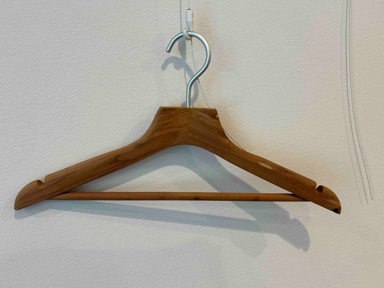 無印良品 MUJI レッドシダー 木製ハンガー 幅42cm 20本セット - メルカリ