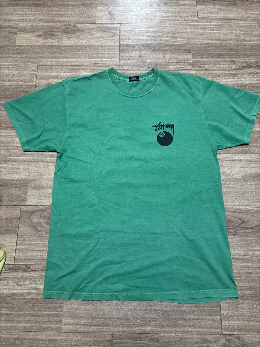 STUSSY 8ボール 半袖 Tシャツ グリーン