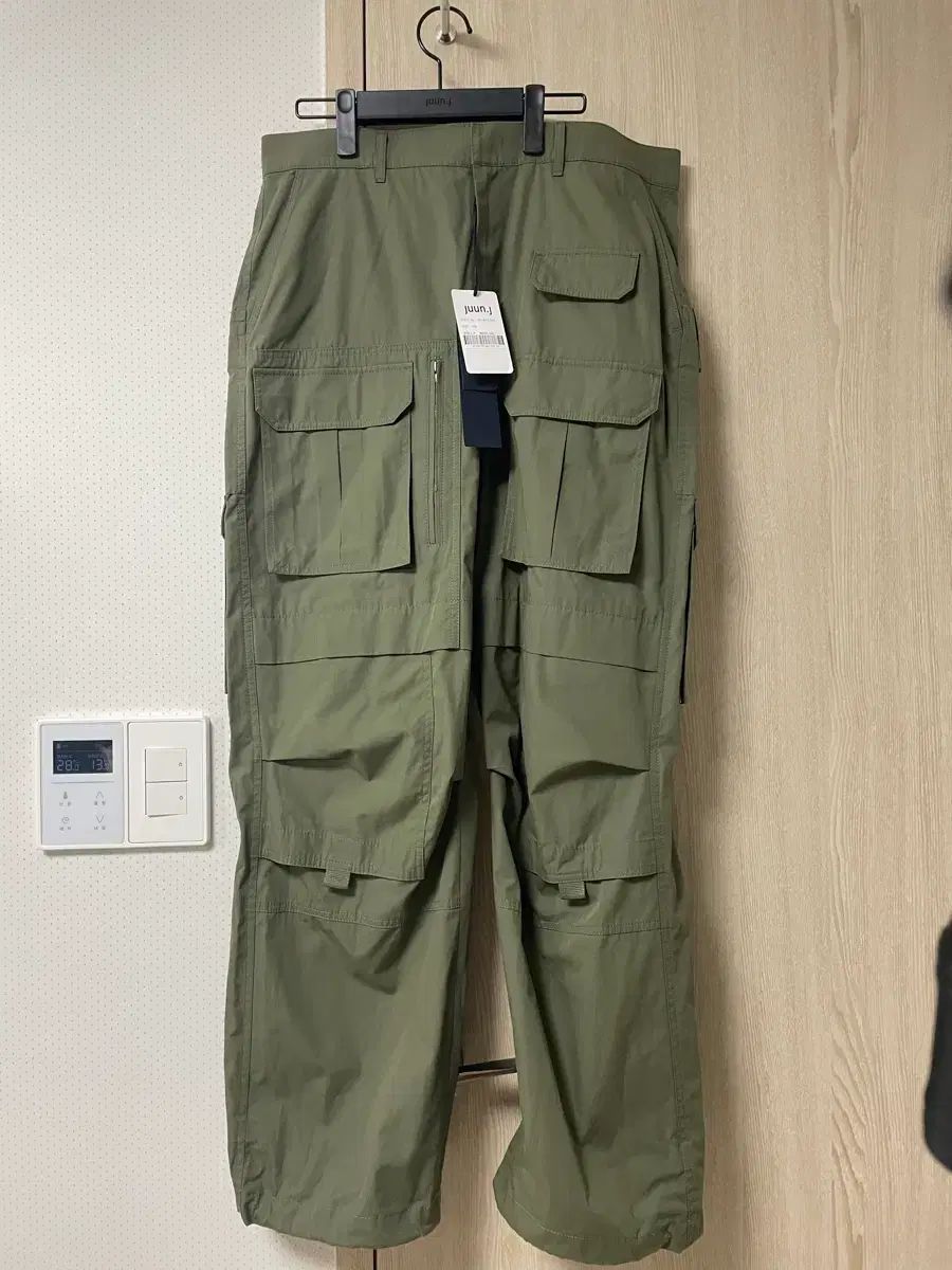 50サイズ タグ付き 新品 Juun.J ジュンジェイ コレクション マルチポケット カーゴパンツ