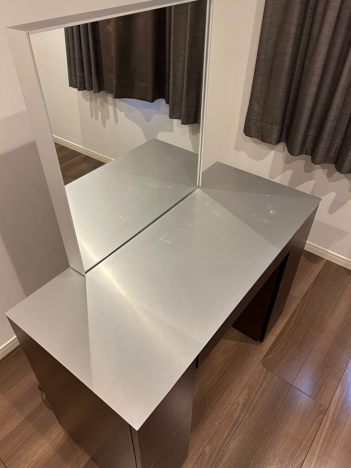 Cassina ixc / カッシーナイクスシー ドレッサー / MAKE UPメイク