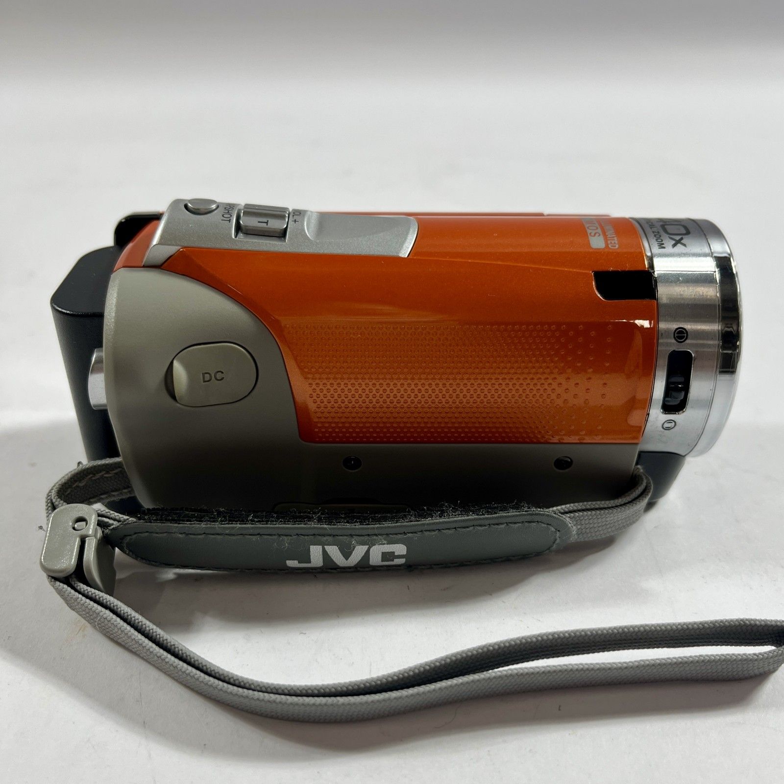 ☆ JVCケンウッド ハイビジョンメモリームービー Everio GZ-E600-D