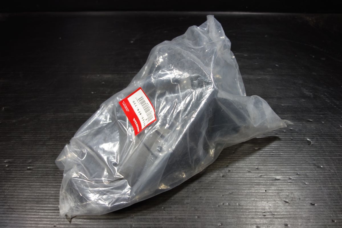 リアフェンダー 80105-KFK-730 ホンダ 純正 VTR250 MC33 新品 未使用 #J20260601