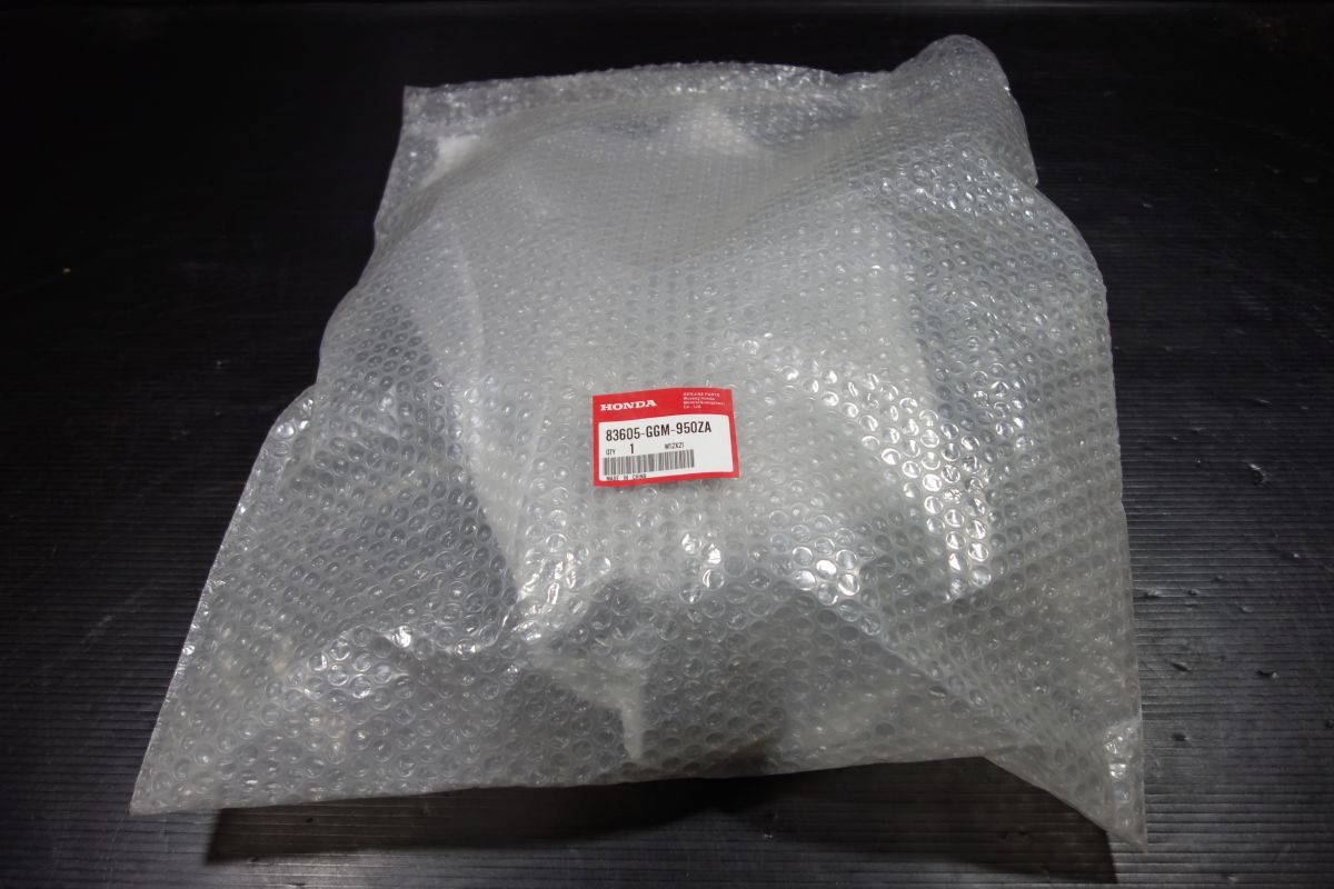 シート テール リア カウル カバー 左 83605-GGM-950ZA ホンダ 純正 ベンリイ110 JA09 離島、沖縄県は発送不可 新品 未使用 #J20260601