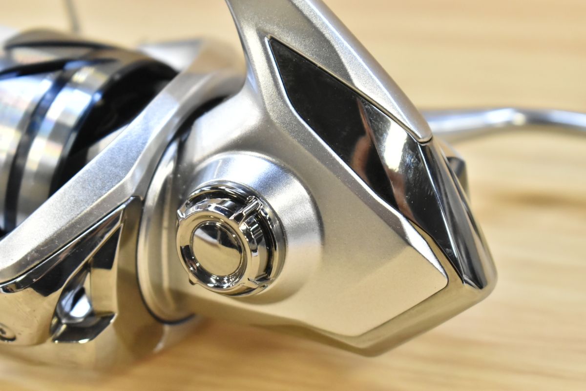 シマノ 23 ストラディック 4000MHG SHIMANO STRADIC スピニングリール