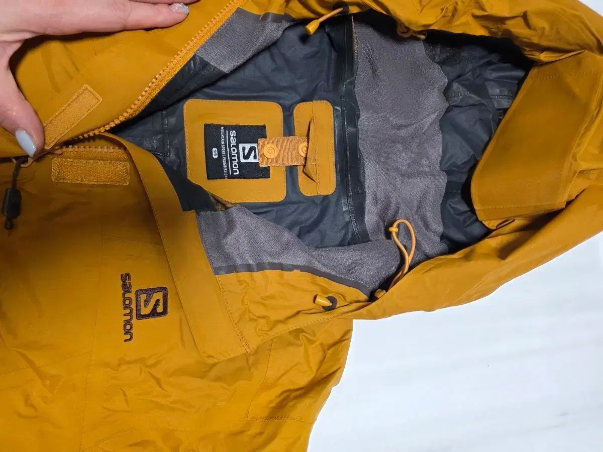 SALOMON ジャケット イエロー