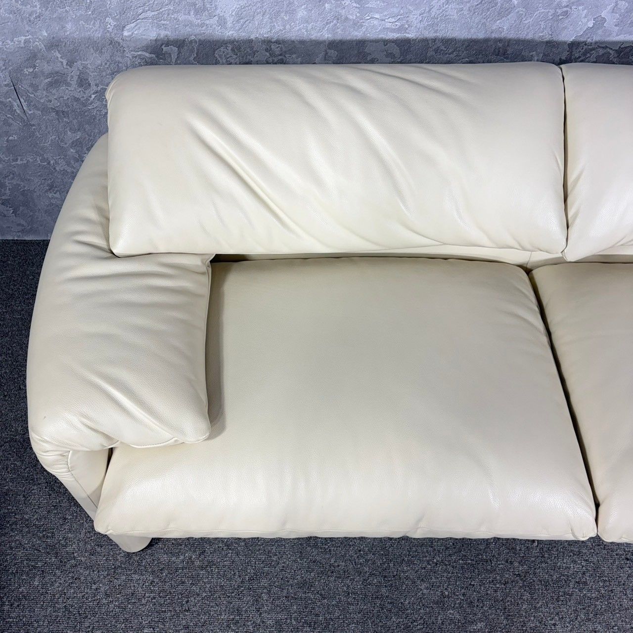 Cassina カッシーナ マラルンガ 本革 2人掛けワイド ソファ 高級家具