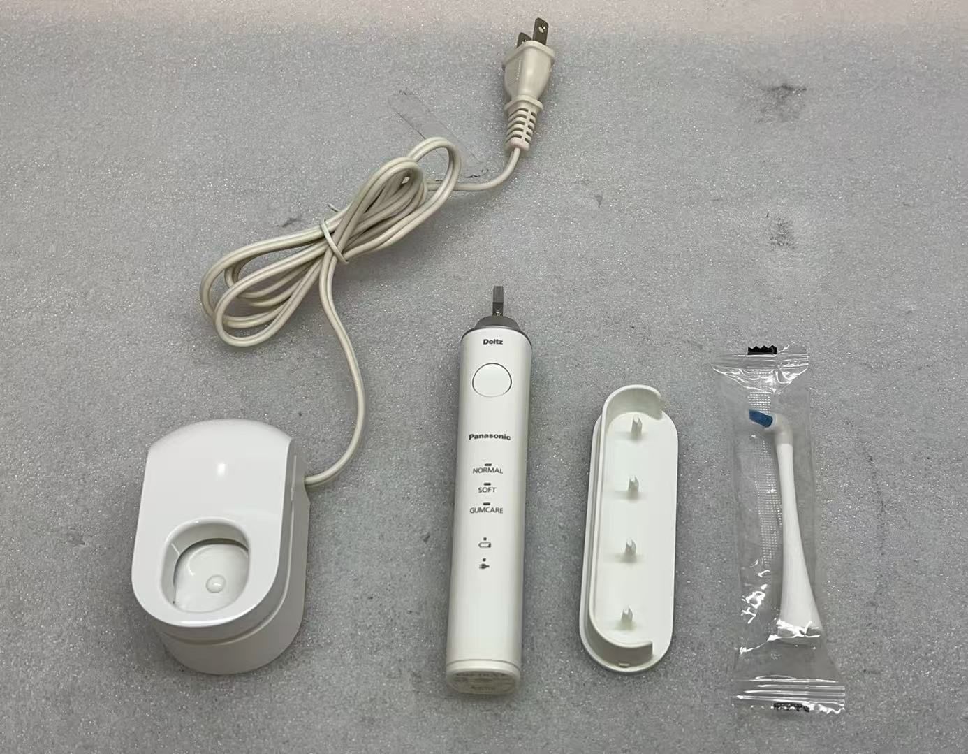 パナソニック 電動歯ブラシ ドルツ 白 EW-DL57-W **4423778 B098SL2BYP