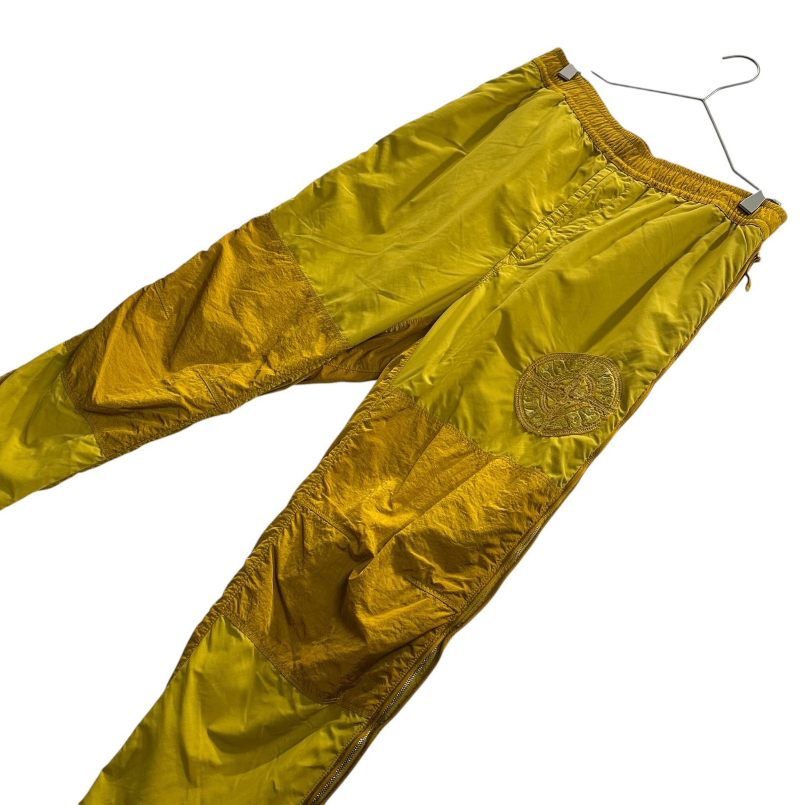 STONE ISLAND(ストーンアイランド) 24AW BRUSHED NYLON PANTALONE 