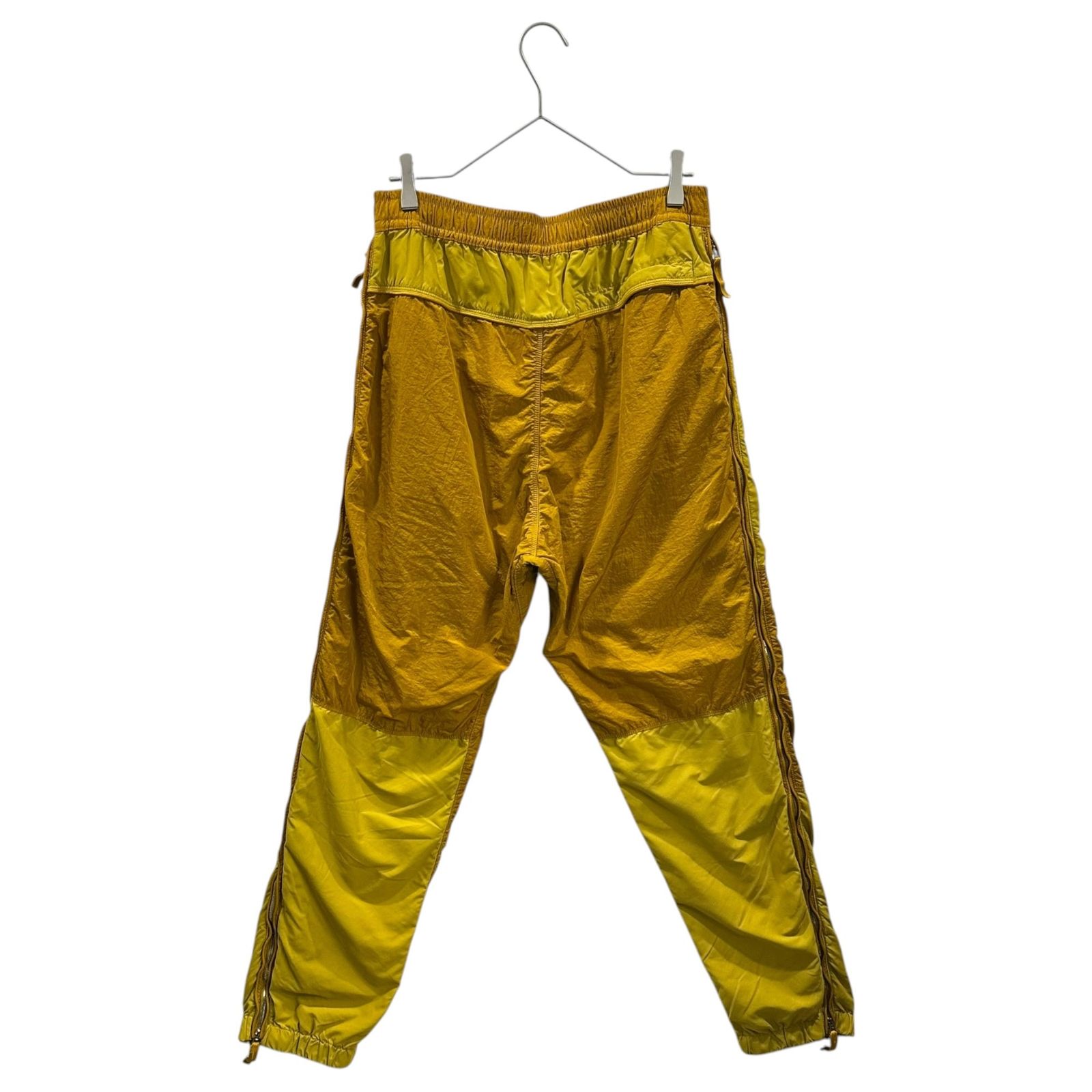 STONE ISLAND(ストーンアイランド) 24AW BRUSHED NYLON PANTALONE