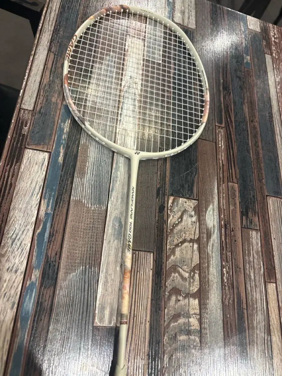 YONEX ヨネックス ナノレイヤー 700 GAME