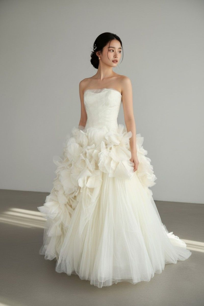 ヴェラウォンVera Wang ヘイリー Hayley ウェディングドレスUS6 ヴェラウォン VERA WANG BRIDE ヘイリー Hayley プリンセスライン