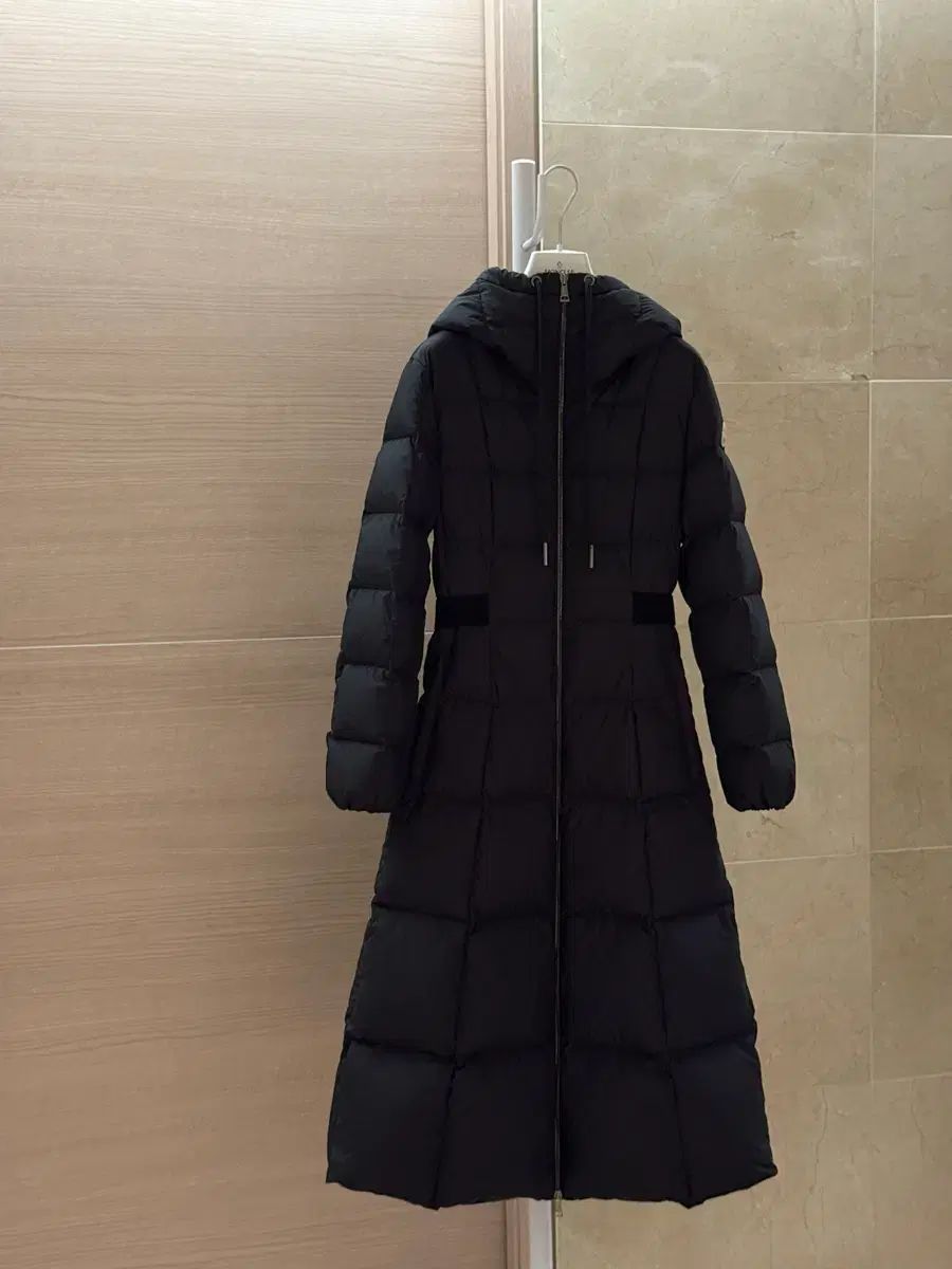 MONCLER モンクレール ダウンジャケット ロング丈 Faucon