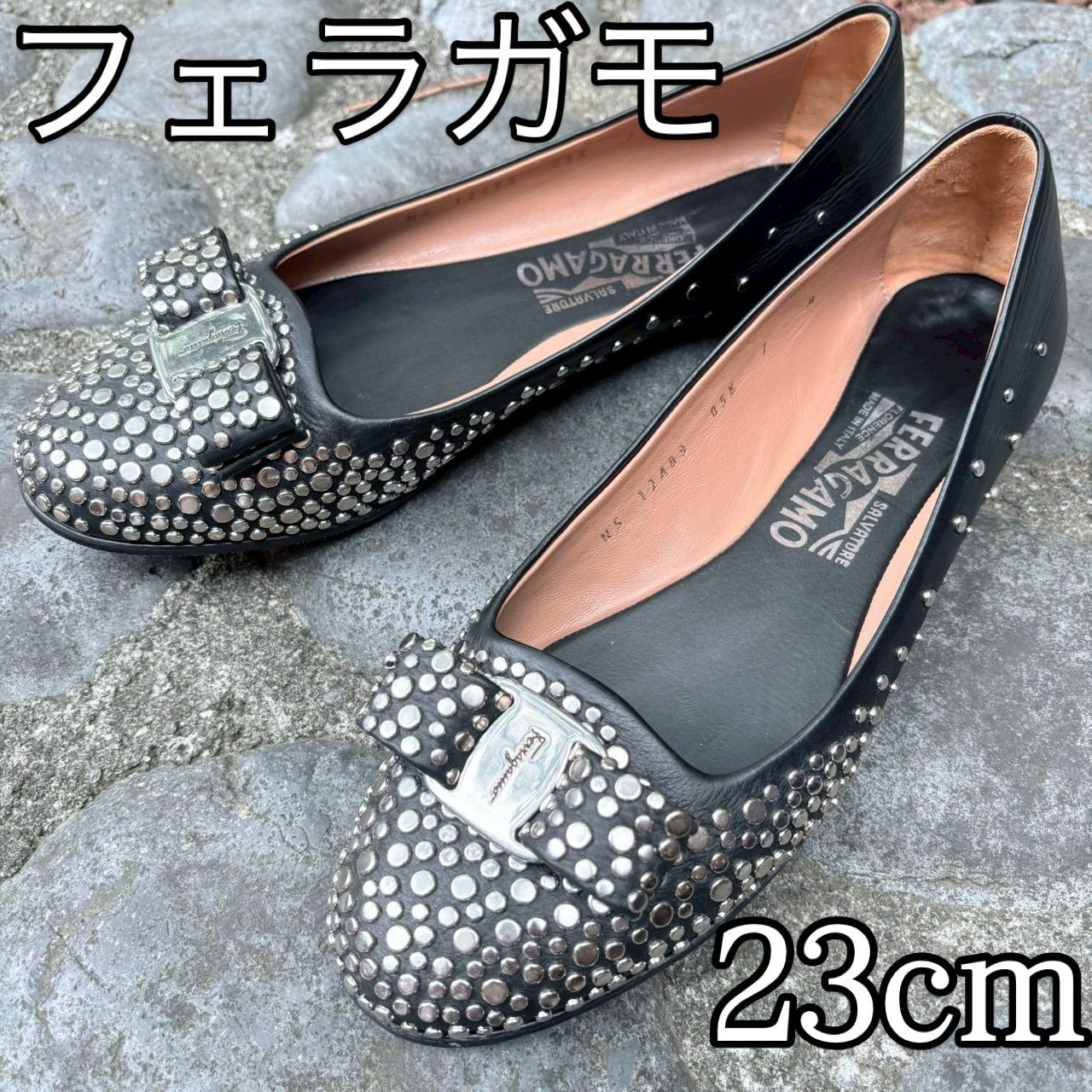 Salvatore Ferragamo】【少し難あり】フェラガモ ヴァラ スタッズ 