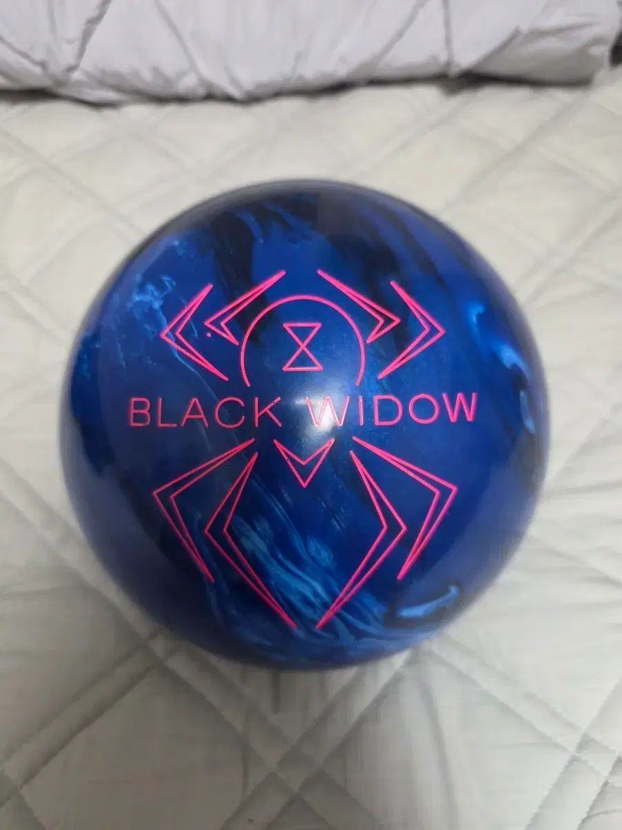 HAMMER(ハンマー) black widow（ブラックウィドウ） 14p