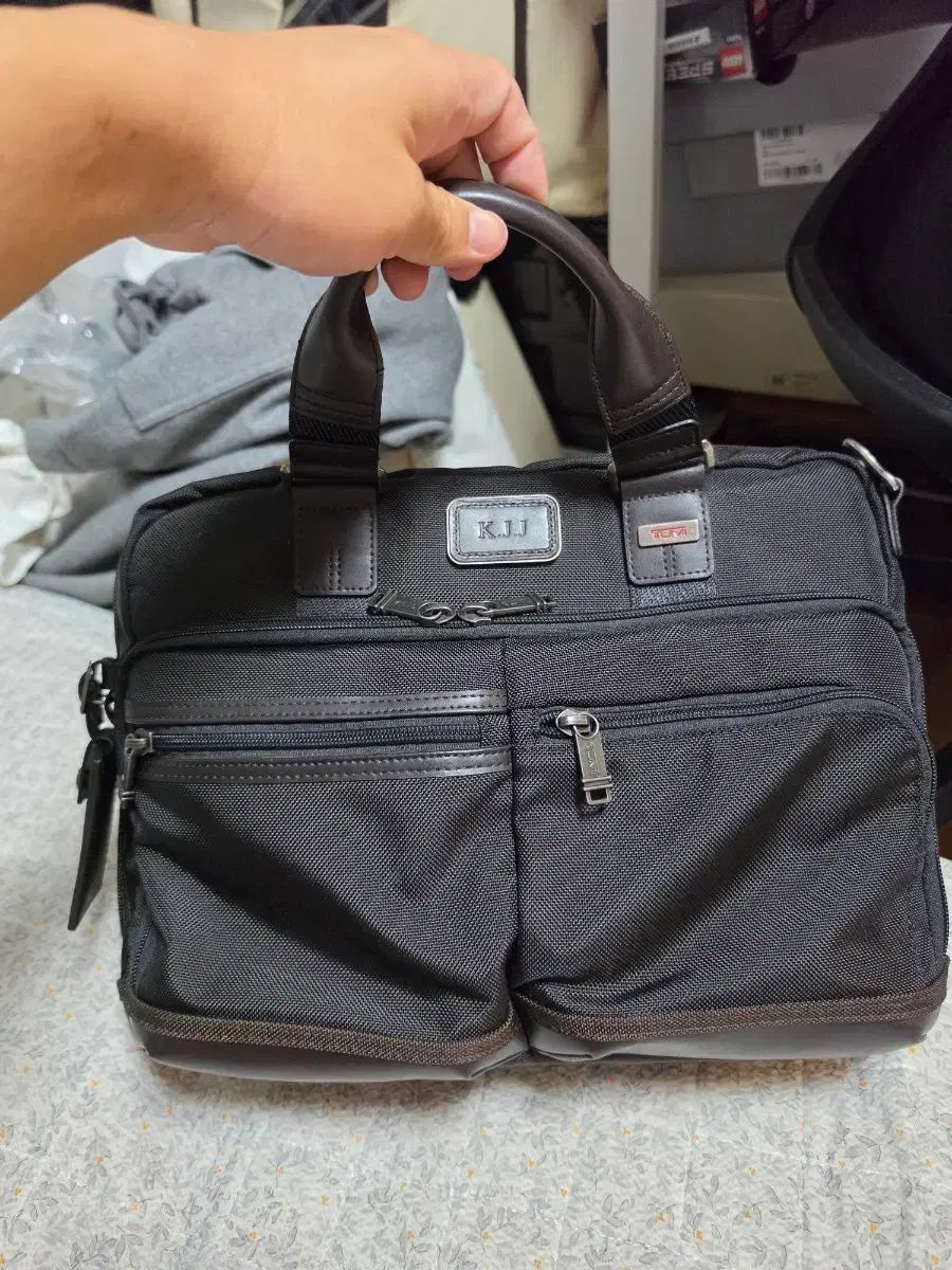 トゥミ ブリーフケース 出品