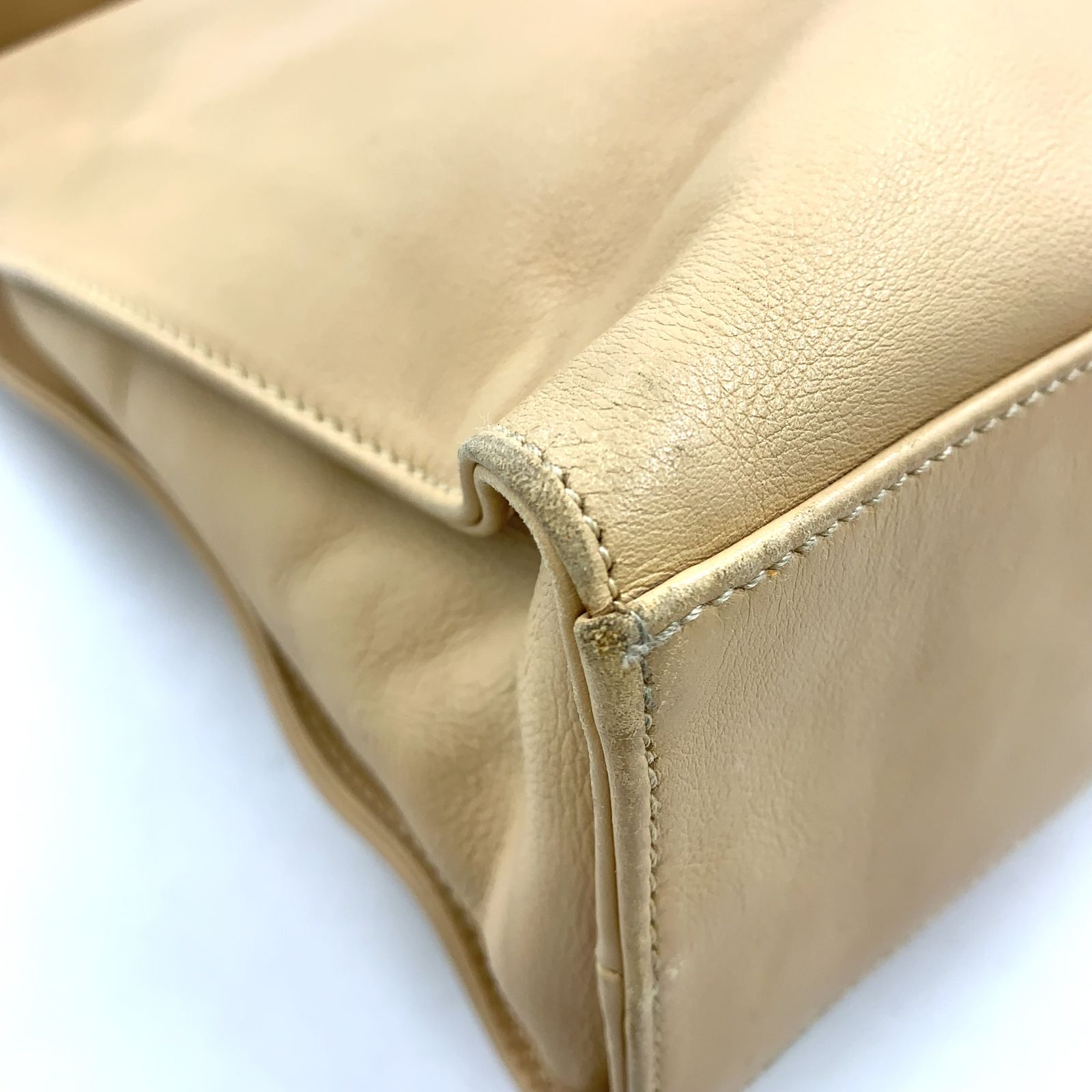 GUCCI ジャッキー ロゴ金具 レザー ベージュ ワンショルダーバッグ