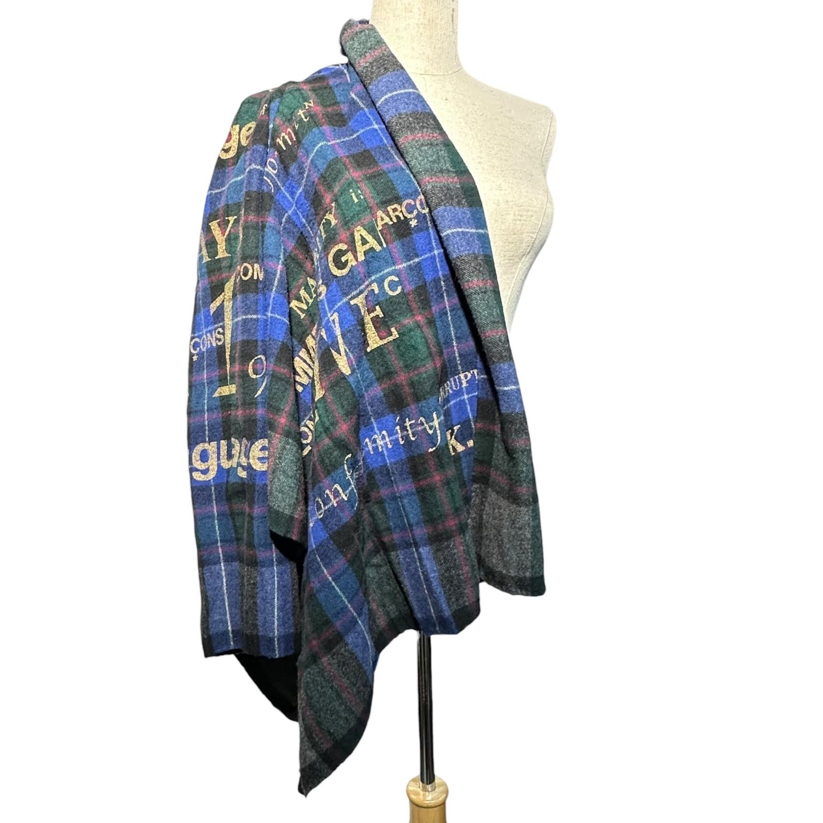COMME des GARCONS(コムデギャルソン) 03AW ブランド ロゴ プリント ウール アシンメトリー チェック ジャケット GK-J070 FREE ブルー×グリーン×レッド AD2003