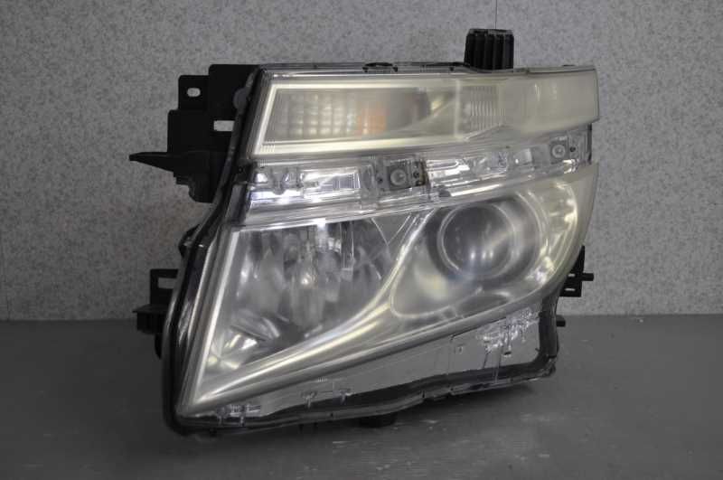 左 ヘッドライト ヘッドランプ HID バラスト レベライザー付 キセノン