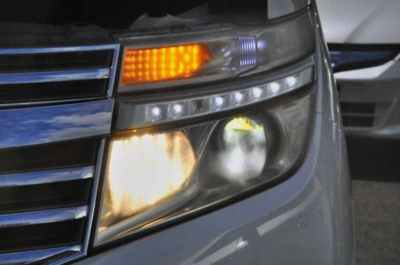左 ヘッドライト ヘッドランプ HID バラスト レベライザー付 キセノン