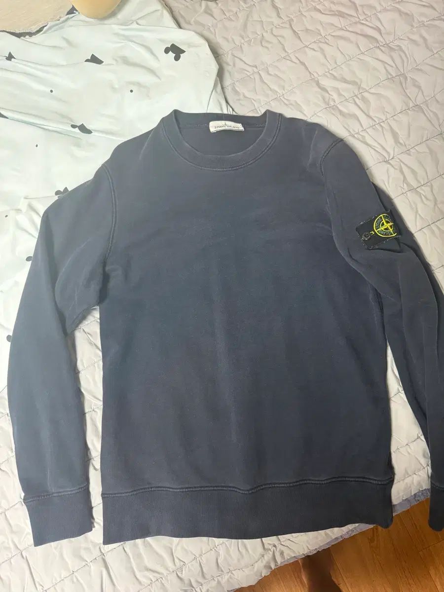 STONE ISLAND ストーンアイランド スウェット ネイビー