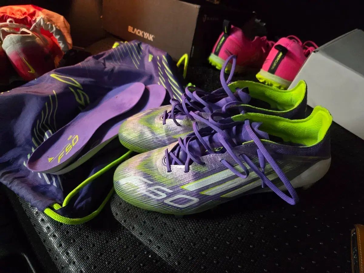アディダス サッカーシューズ F50 エリート fg パープル 蛍光