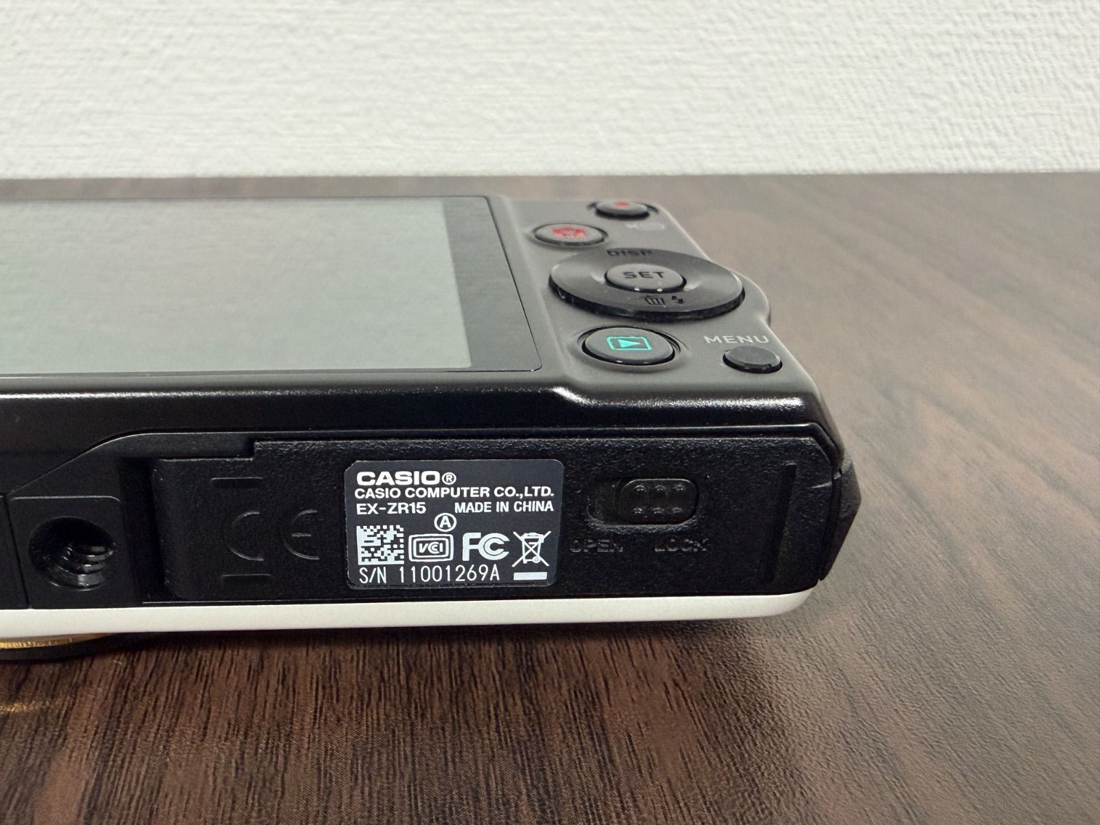 カシオ CASIO EXILIM EX-ZR15 7x バッテリー付属 - メルカリ