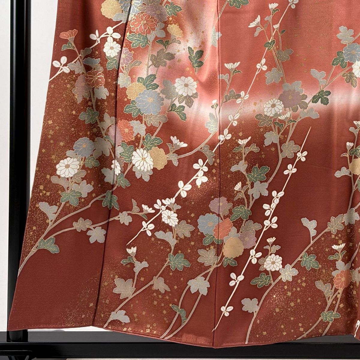 美品】 訪問着 身丈154.5cm 裄丈62.5cm S 袷 菊 霞 金彩 金糸 ピンク