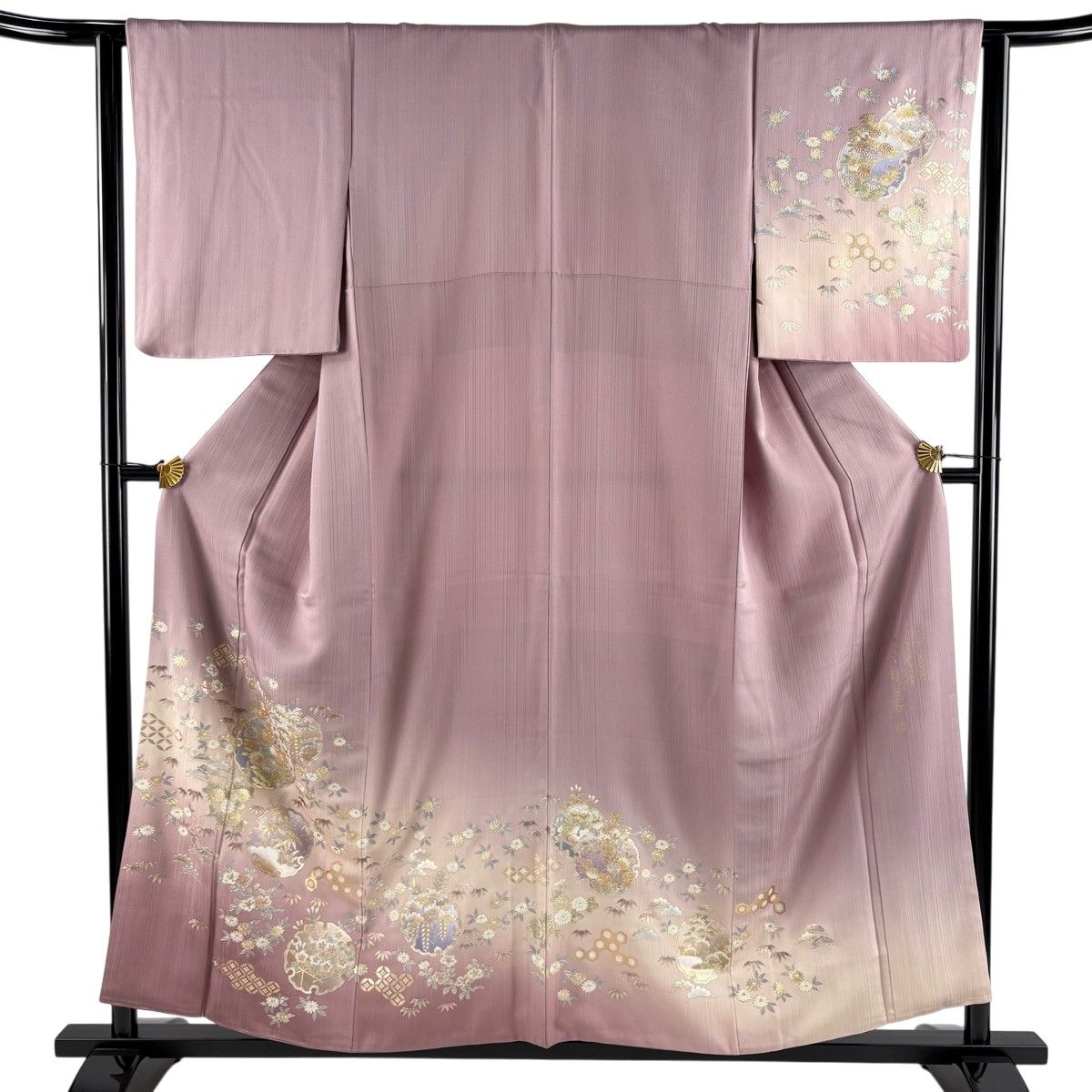 【美品】 訪問着 身丈155.5cm 裄丈62.5cm S 袷 和田光正 落款 雪輪 菊 金銀彩 ぼかし 薄小豆 正絹 逸品 【中古】