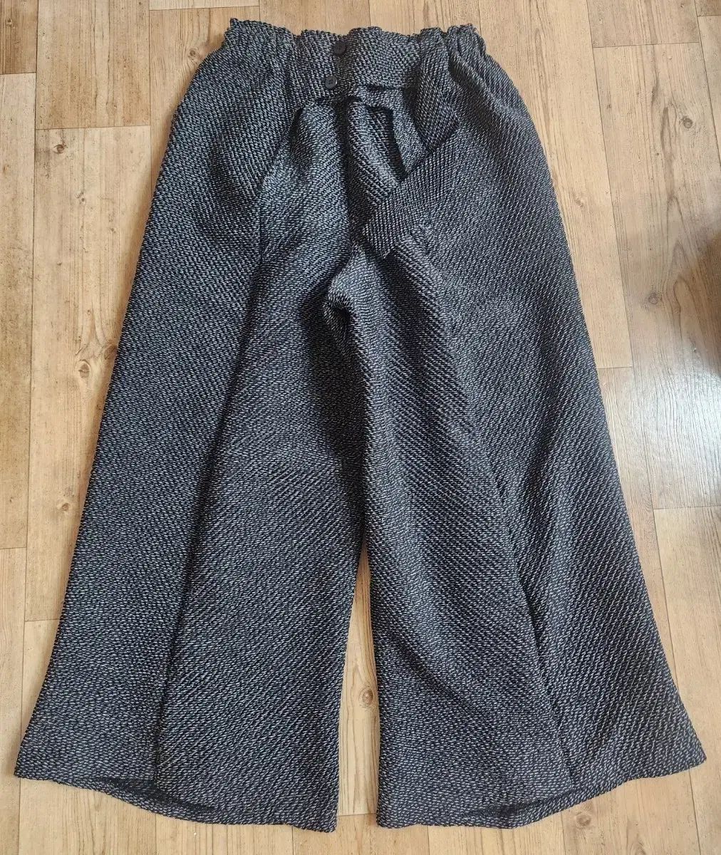 ISSEY MIYAKE ワイド パンツ (送料込み)