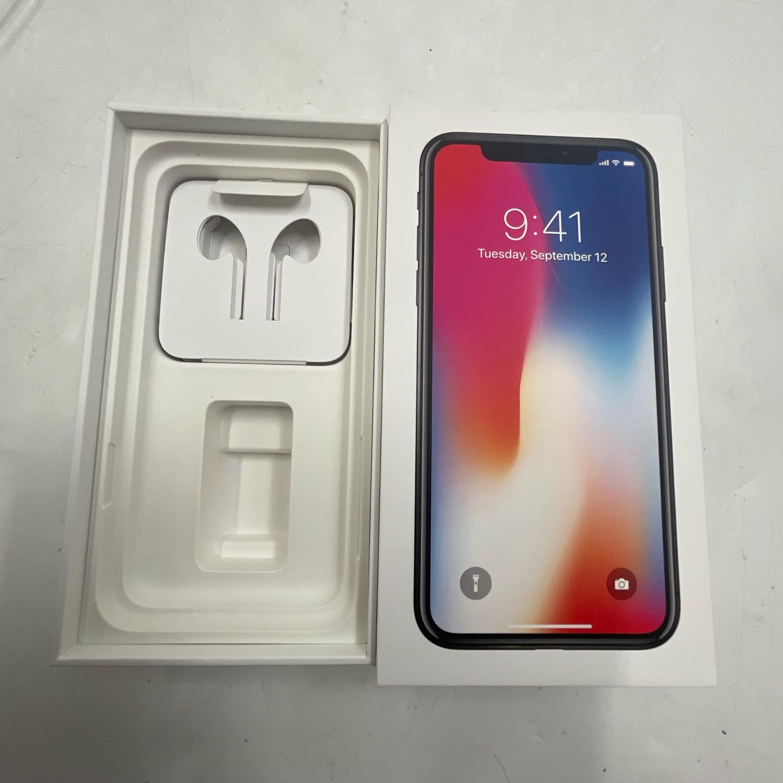 iPhone XS 256GB シルバー au 中古 動作確認済 - メルカリ