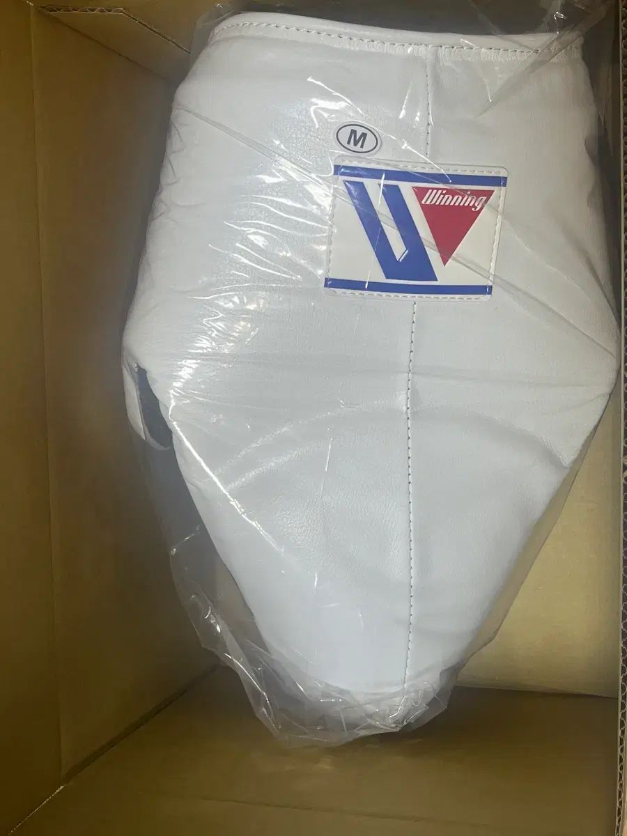 Winning グロインガード 白 Mサイズ 新品
