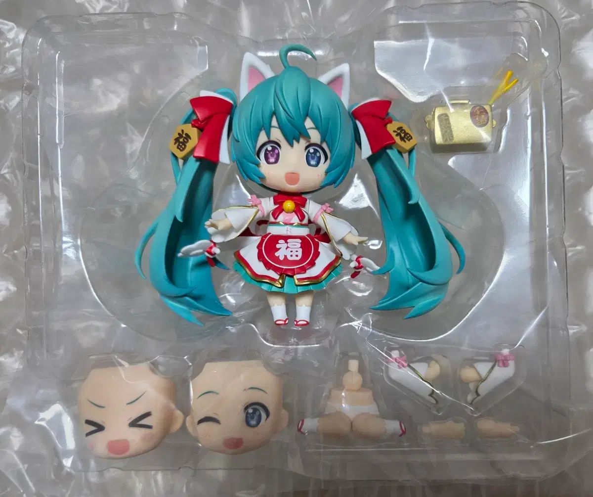 招き猫 初音ミク ねんどろいどフィギュア 初音ミク ねんどろいど 1777