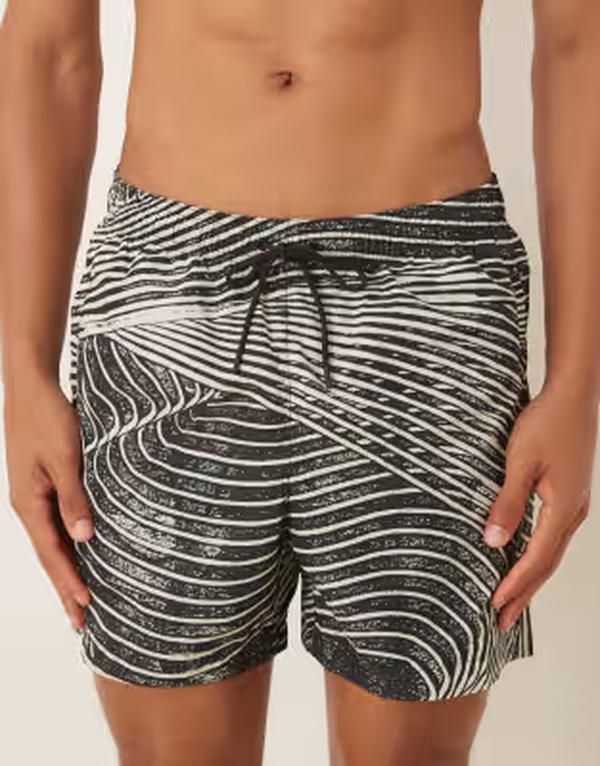 カルバンクライン メンズ 水着 ハーフパンツ・ショーツ プリント ショートパンツ Calvin Klein all over print drawstring swim shorts in multi
