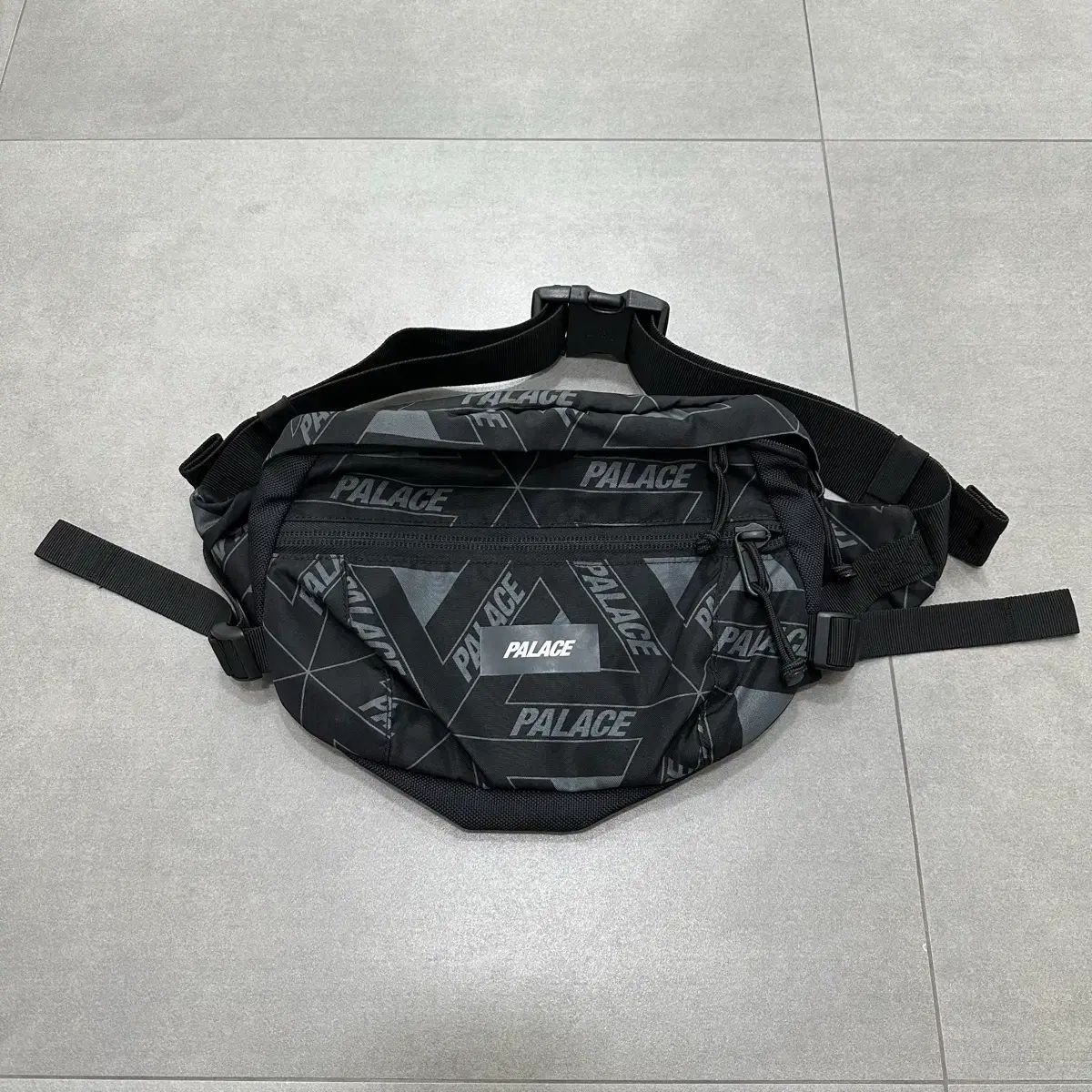 PALACE BunBag (パレス ブンバッグ)