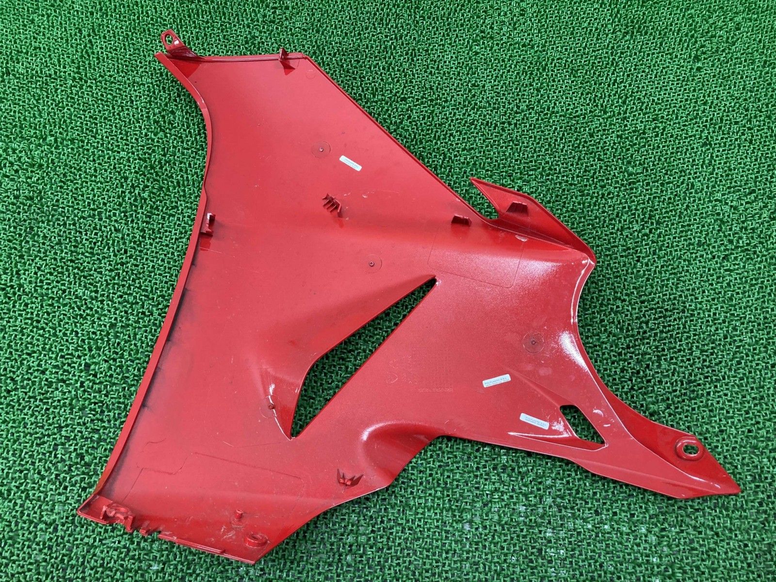 パニガーレV2S サイドカウル 右 赤 480.3.H76.1A ドゥカティ 純正 中古 Ducati iJ パニガーレV2S サイドカウル 右 赤 480.3.H76.1A ドゥカティ 純正 中古