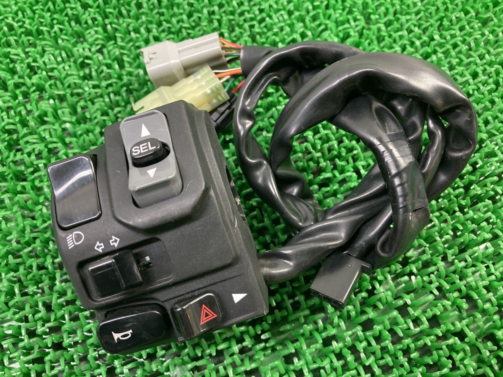 Z900RS ハンドルスイッチ 左 カワサキ 純正 中古 ZR900C スイッチボックス 品薄 Fc