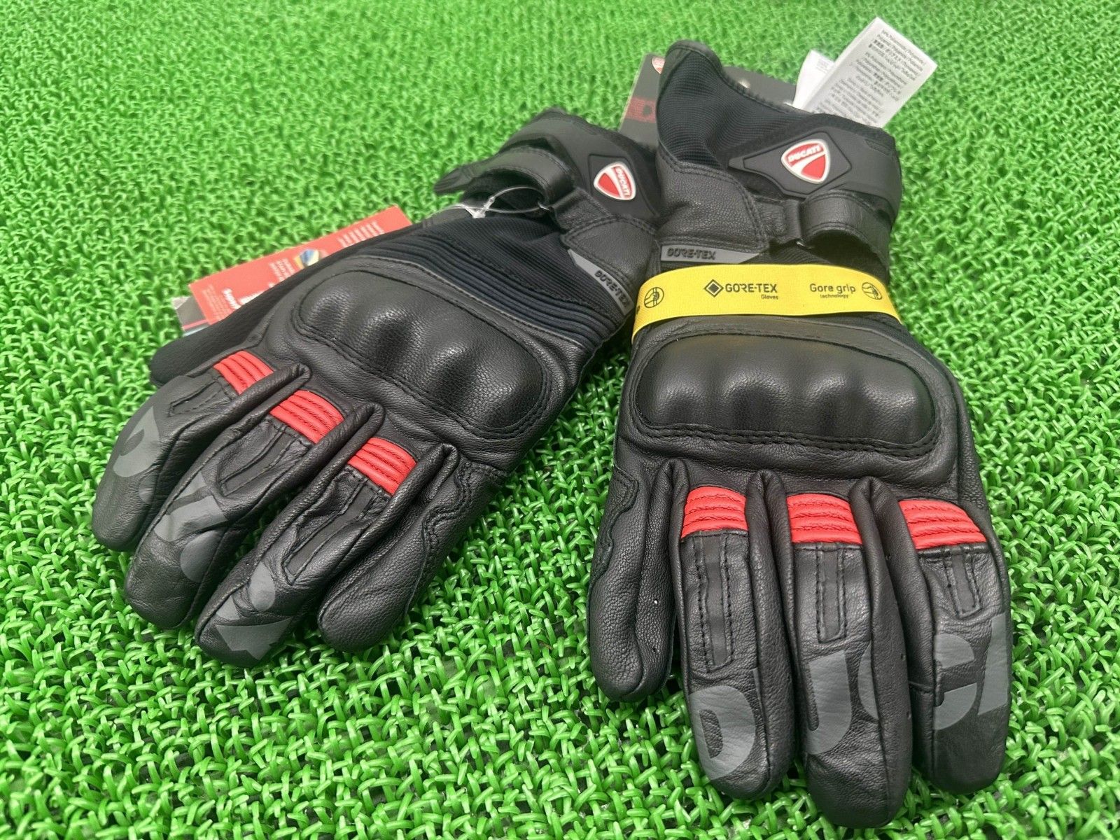 グローブ 981077116 ドゥカティ 純正 中古 バイク 部品 DUCATI 未使用品 XLサイズ tM